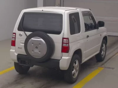 Nissan KIX
