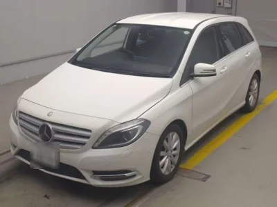 Mercedes-Benz B CLASS