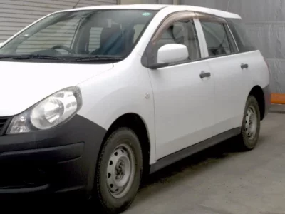Nissan AD