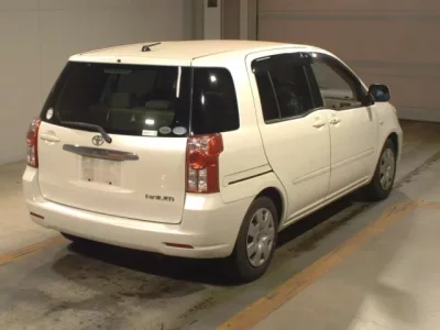 Toyota RAUM