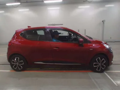 Renault LUTECIA