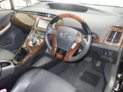 Toyota PRIUS PHV