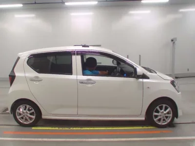 Daihatsu MIRA E S