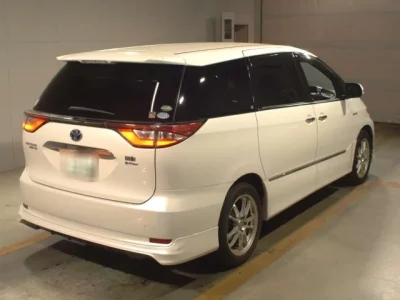 Toyota ESTIMA HYBRID