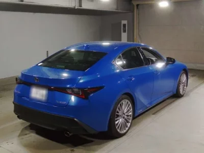 Lexus IS