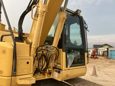 KOMATSU PC128US-10