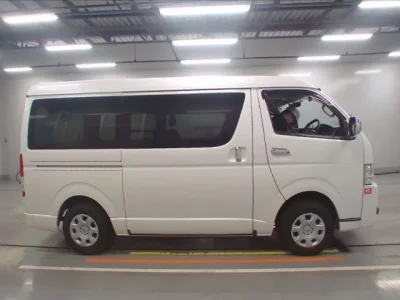 Toyota REGIUS ACE VAN