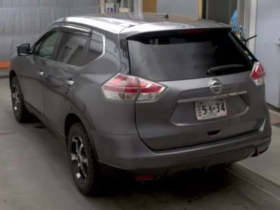 Nissan X-TRAIL