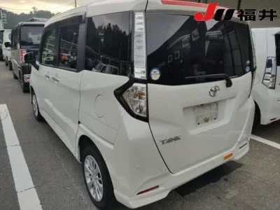 Toyota TANK