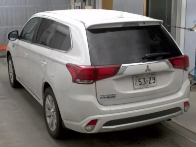 Mitsubishi OUTLANDER PHEV