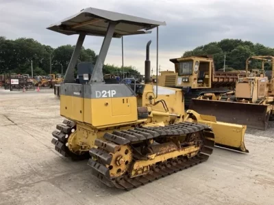 KOMATSU D21P-7E