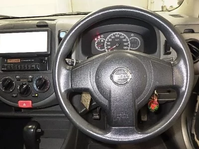 Nissan AD