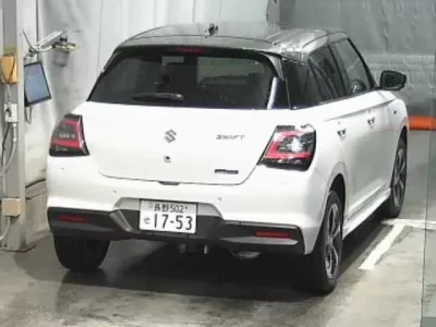 Suzuki SWIFT