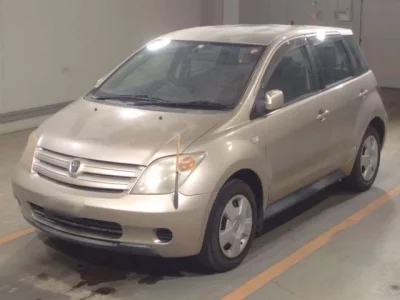 Toyota IST