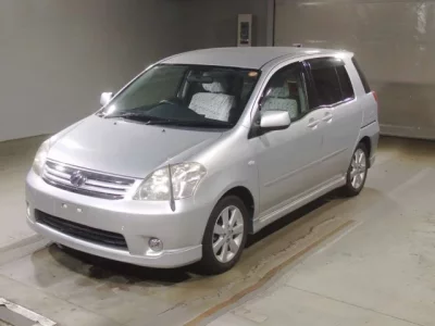 Toyota RAUM