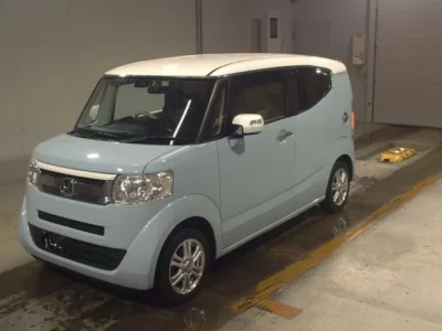 Honda N BOX SLASH
