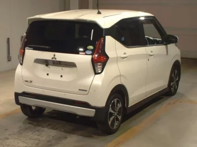 Mitsubishi EK X