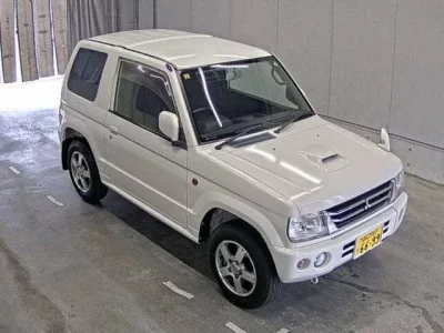 Mitsubishi PAJERO MINI