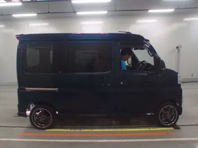 Daihatsu ATRAI VAN