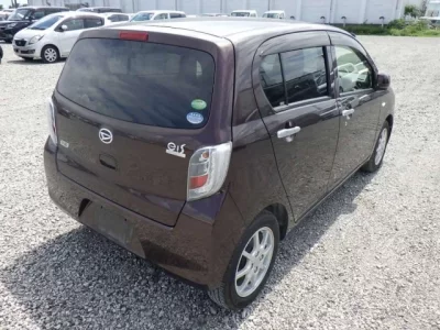 Daihatsu MIRA E S