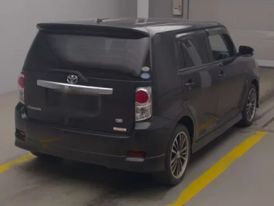 Toyota COROLLA RUMION