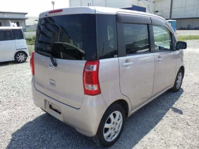 Daihatsu TANTO EXE