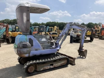 HITACHI EX18-2