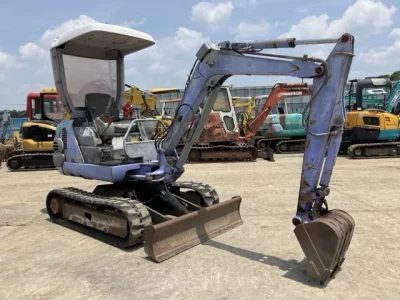 HITACHI EX18-2