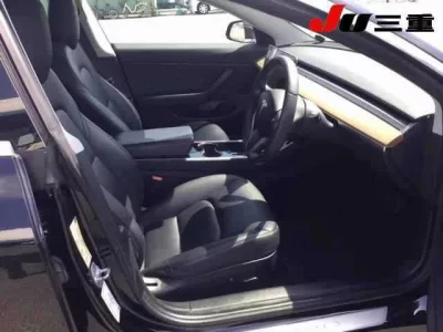 Tesla MODEL3