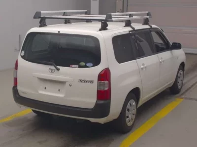 Toyota SUCCEED
