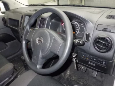 Nissan AD