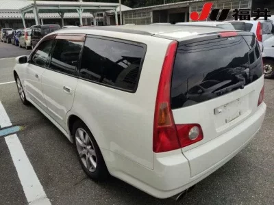 Nissan STAGEA