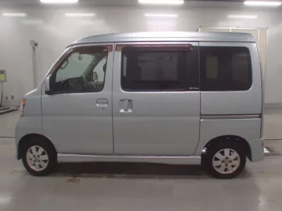 Daihatsu Atrai Wagon