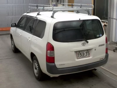 Toyota SUCCEED
