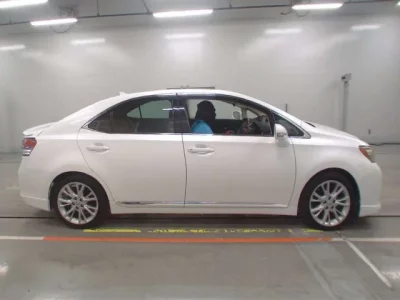 Lexus HS