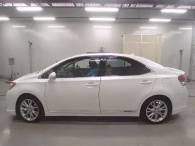 Lexus HS
