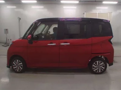 Toyota TANK