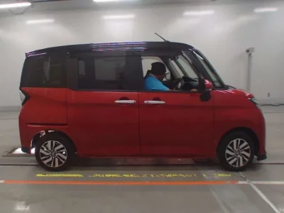 Toyota TANK