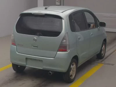 Nissan MOCO