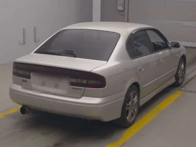 Subaru LEGACY B4