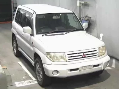 Mitsubishi PAJERO IO