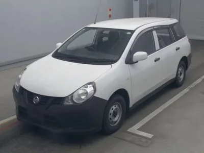 Nissan AD