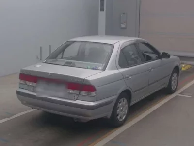 Nissan SUNNY