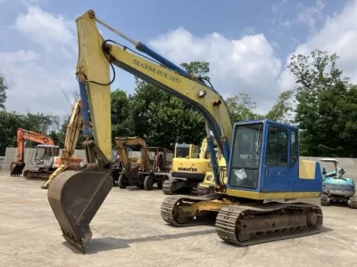 KOMATSU PC120-5