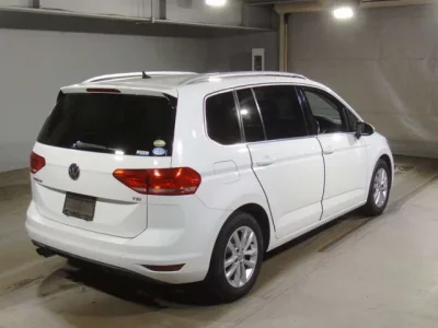 Volkswagen GOLF TOURAN