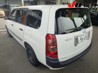 Toyota SUCCEED