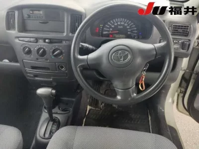 Toyota SUCCEED