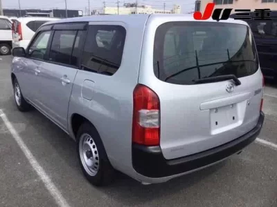 Toyota SUCCEED