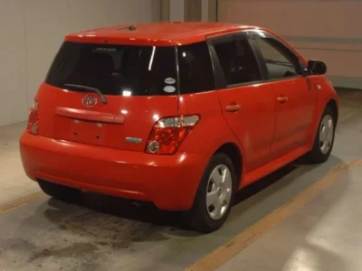 Toyota IST
