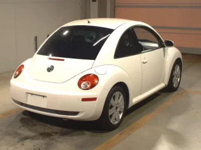 Volkswagen NEW BEETLE